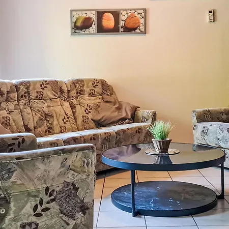 Nyaraló Aschenputtel By Interhome Frankenau