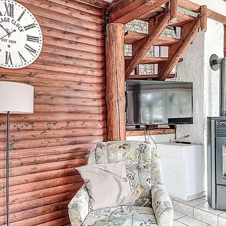 Aschenputtel By Interhome